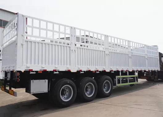 60 tons of barn type semi-trailer